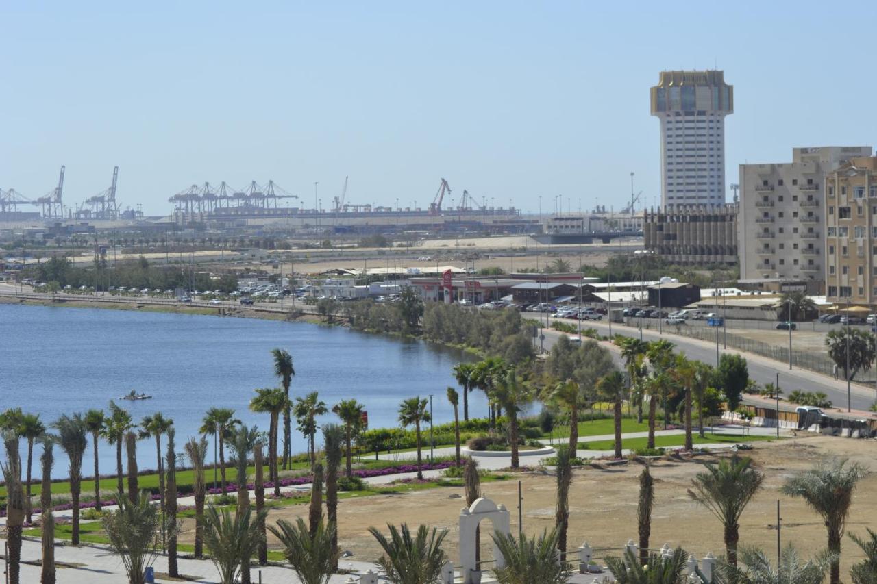 Jeddah Lake Hotel ภายนอก รูปภาพ