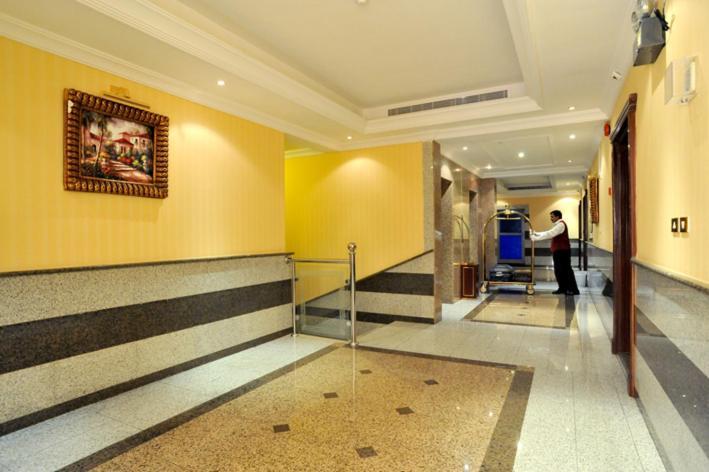 Jeddah Lake Hotel ภายนอก รูปภาพ