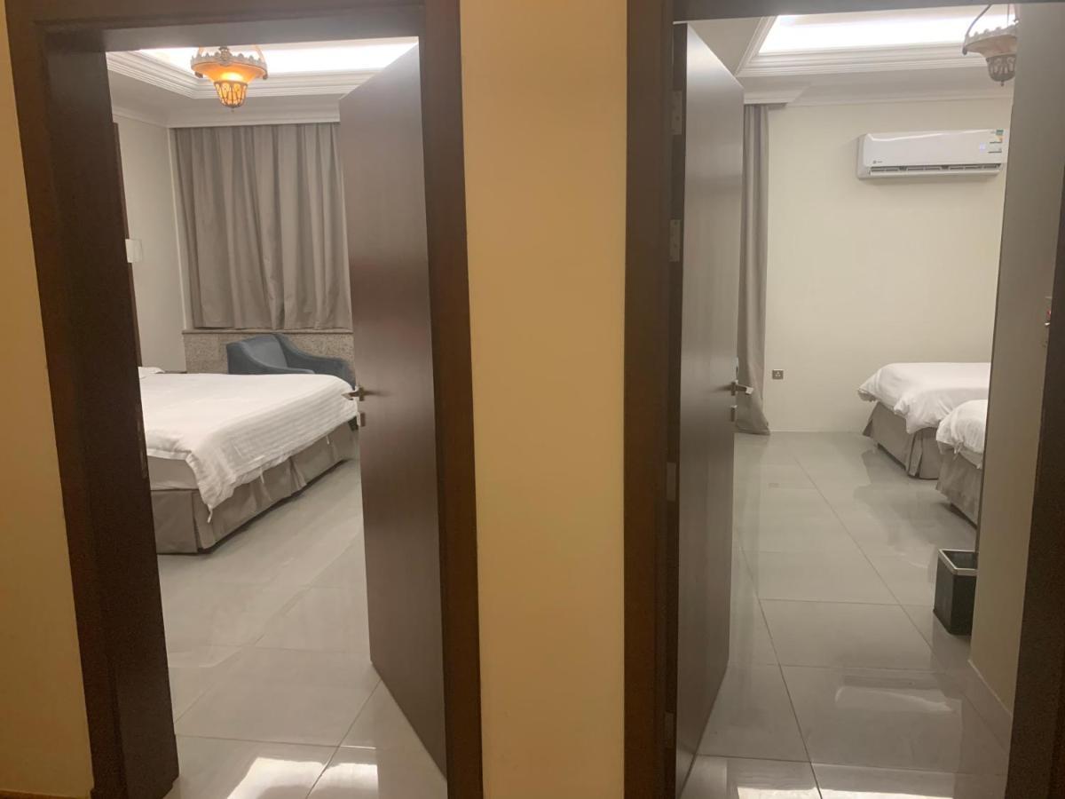 Jeddah Lake Hotel ภายนอก รูปภาพ